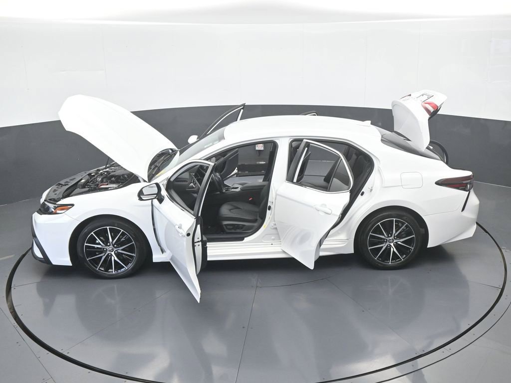 Used 2024 Toyota Camry SE w/ Convenience Package FWD image 59