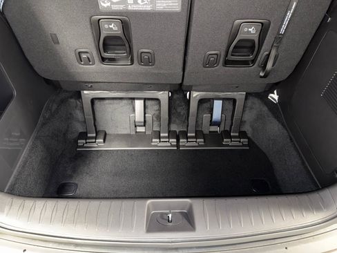 New 2026 Kia Carnival EX image 29