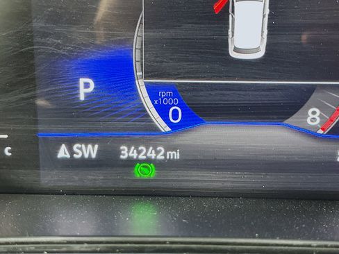 Used 2024 Volkswagen Taos SE image 19