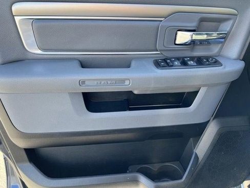 Used 2019 RAM 1500 Big Horn AWD/4WD image 11