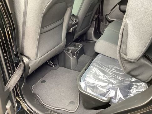 New 2026 Jeep Gladiator Sport image 26