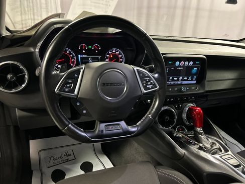 Used 2017 Chevrolet Camaro LT w/ Technology Package RWD image 13