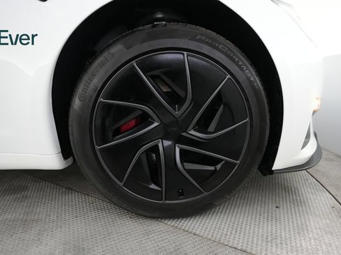 Used 2026 Tesla Model S Plaid AWD/4WD image 19