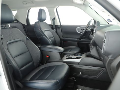 Used 2022 Ford Bronco Sport Outer Banks w/ Tech Package image 18