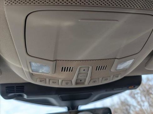 Certified 2022 Lincoln Nautilus Reserve image 40