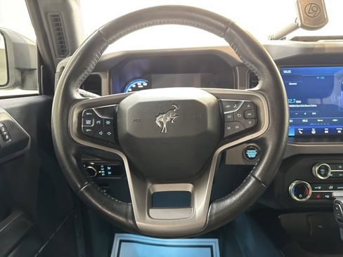 Used 2024 Ford Bronco Everglades image 16