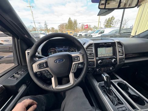 Used 2016 Ford F150 Platinum w/ Technology Package image 14