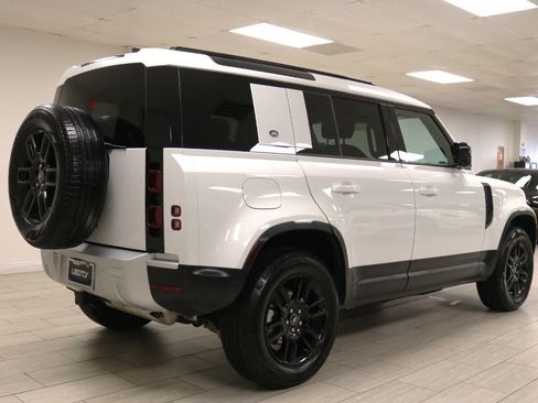 Used 2024 Land Rover Defender 110 S AWD/4WD image 5