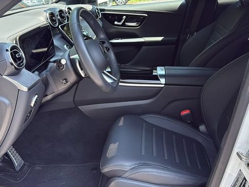 Certified 2025 Mercedes-Benz GLC 300 image 20