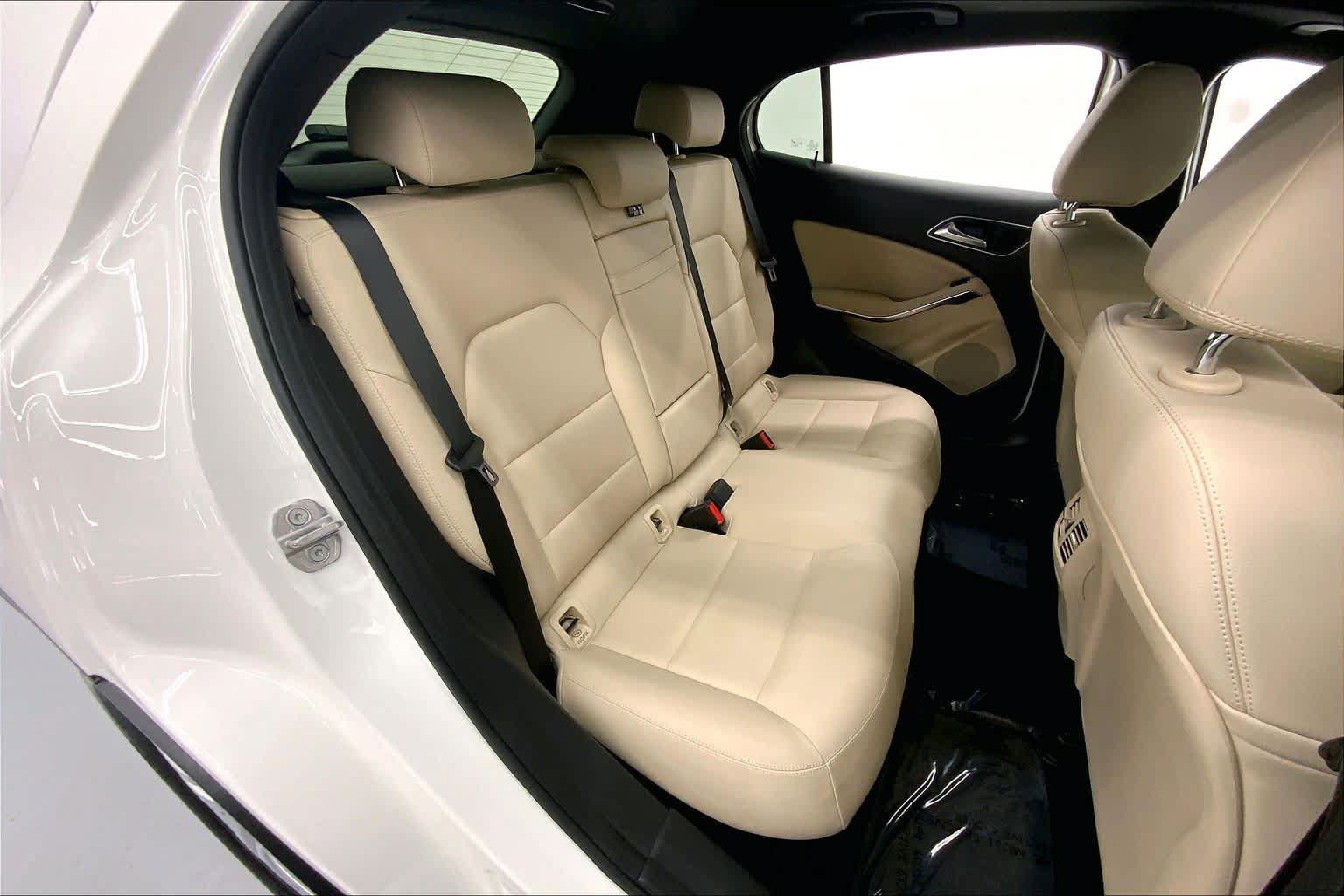 Used 2019 Mercedes-Benz GLA 250 image 13