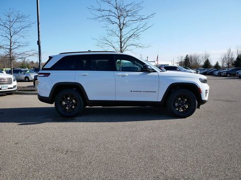 New 2025 Jeep Grand Cherokee Laredo image 48