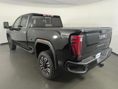 Used 2024 GMC Sierra 2500 Denali Ultimate AWD/4WD image 6