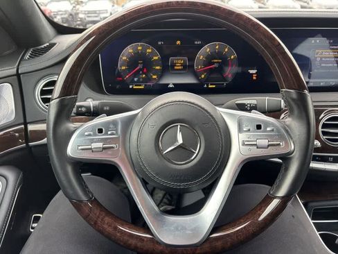 Used 2020 Mercedes-Benz S 560 4MATIC Sedan image 19