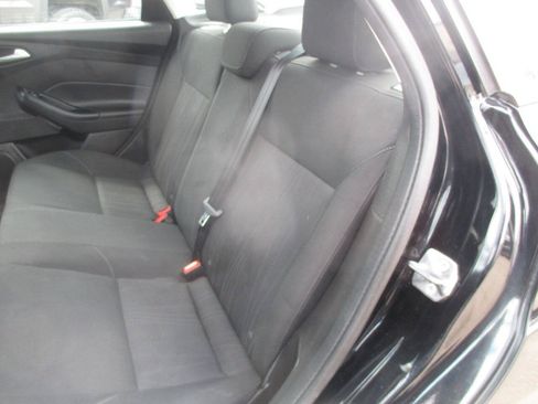 Used 2018 Ford Focus SEL FWD image 40