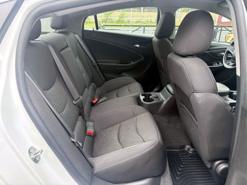 Used 2017 Chevrolet Volt LT w/ Comfort Package FWD image 25