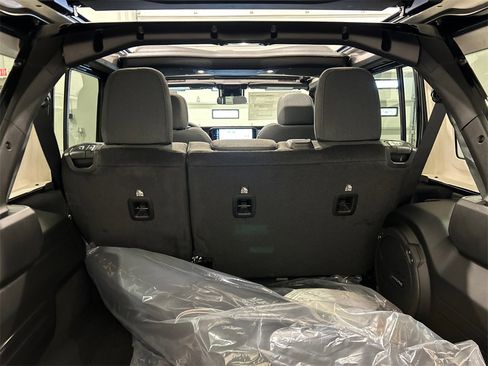 New 2025 Jeep Wrangler Sport S image 32