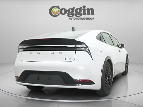 New 2026 Toyota Prius Plug-In Hybrid image 18