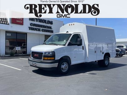 New 2026 GMC Savana 3500 w/ Power Convenience Package
