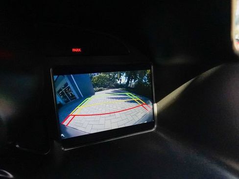 Used 2018 Ferrari 812 Superfast RWD image 66