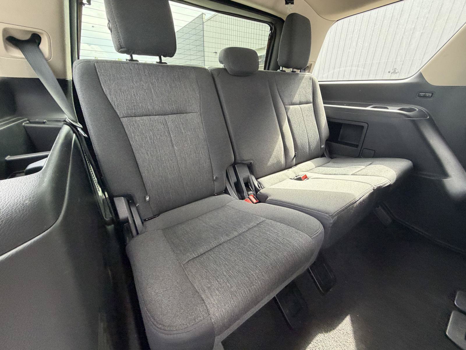 Used 2024 Ford Expedition XLT RWD image 20