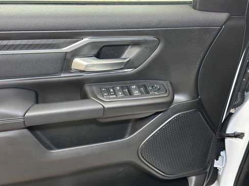 New 2026 RAM 1500 4x4 Crew Cab image 17