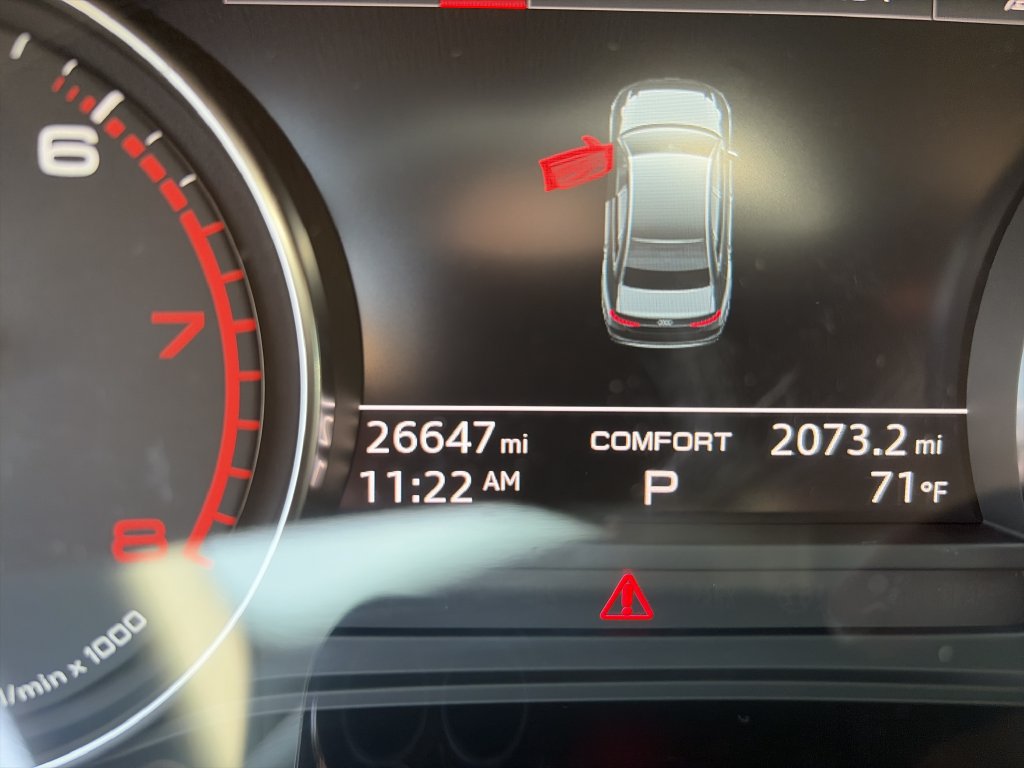 Used 2024 Audi A4 2.0T Premium w/ Convenience Package AWD/4WD image 23