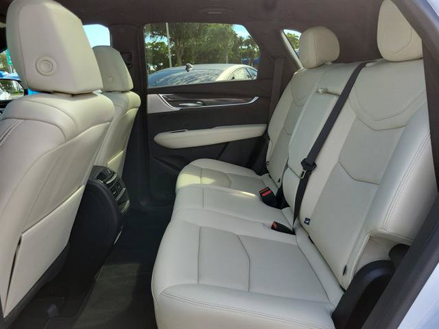Certified 2025 Cadillac XT5 Sportv AWD/4WD image 8