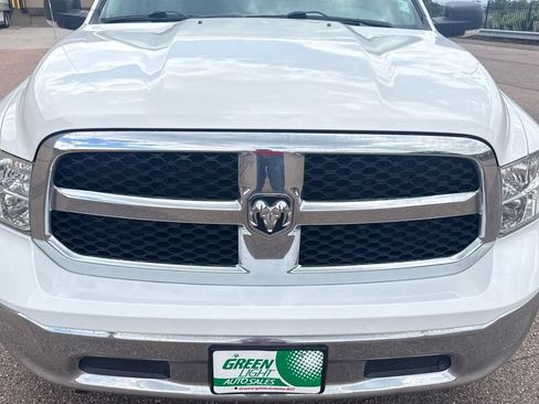 Used 2019 RAM 1500 Classic SLT w/ Luxury Group AWD/4WD image 12