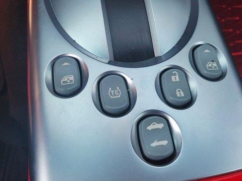 Used 2003 Chevrolet SSR w/ Preferred Equipment Group image 22