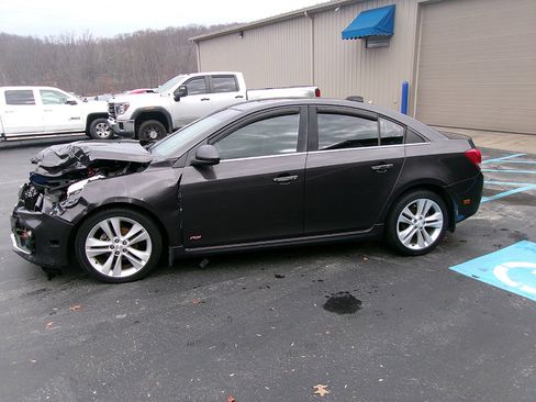 Used 2015 Chevrolet Cruze LTZ w/ Sun, Sound and Sport Package FWD image 1