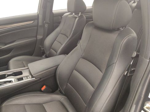 Used 2019 Honda Accord Sport image 17