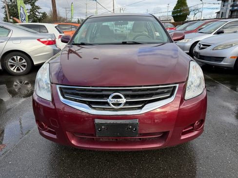 Used 2010 Nissan Altima 2.5 S image 2