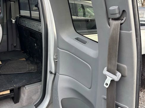 Used 2010 Toyota Tacoma 2WD Access Cab image 23