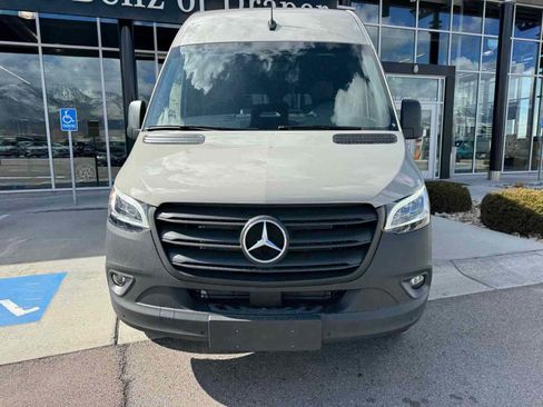 New 2025 Mercedes-Benz Sprinter 2500 image 13