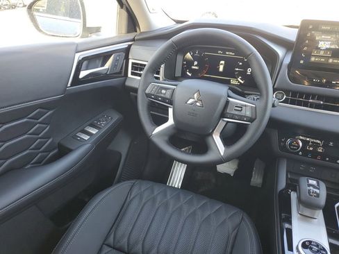 New 2026 Mitsubishi Outlander SEL AWD/4WD image 7