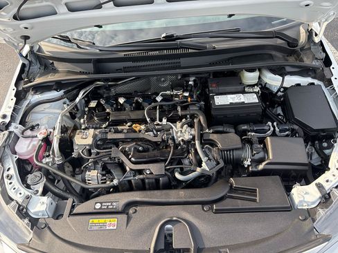 Used 2025 Toyota Corolla LE FWD image 34