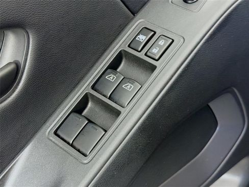Certified 2026 Nissan Frontier SV w/ SV Convenience Package RWD image 18