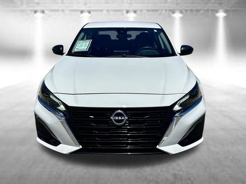 Certified 2025 Nissan Altima 2.5 S FWD image 2