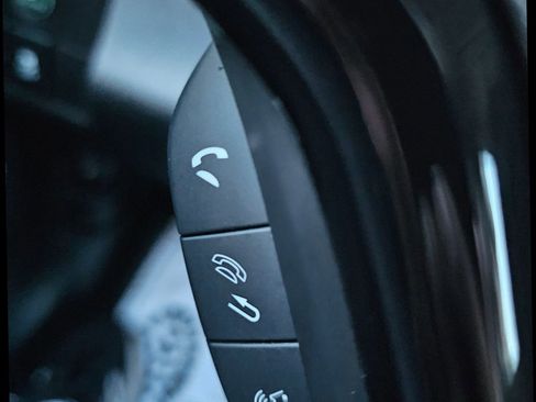 Used 2021 Honda HR-V EX image 17