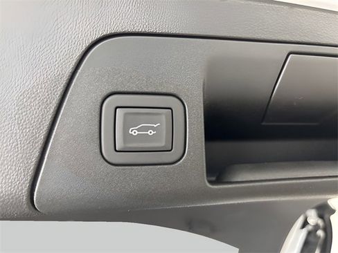 New 2025 Buick Envision Sport Touring image 20