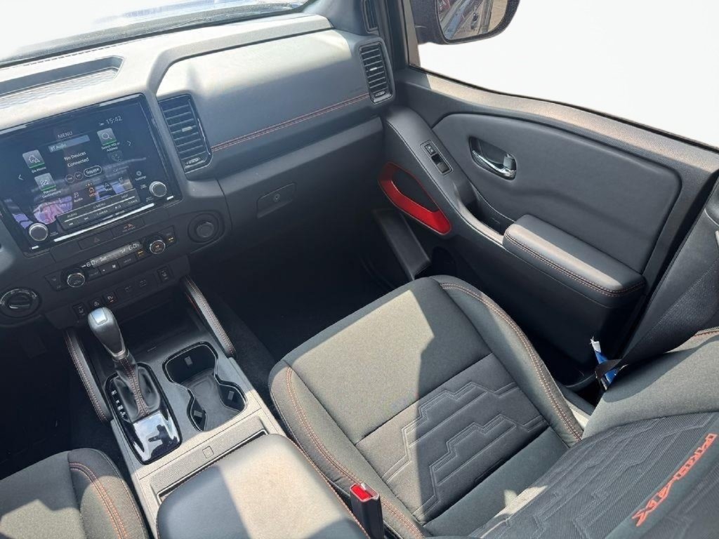 Used 2022 Nissan Frontier PRO-4X AWD/4WD image 17