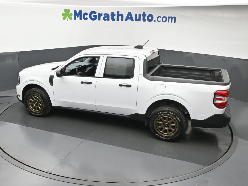 Used 2025 Ford Maverick XL w/ Equipment Group 102A AWD/4WD image 24