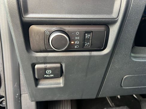 Used 2024 Ford Expedition XLT RWD image 19
