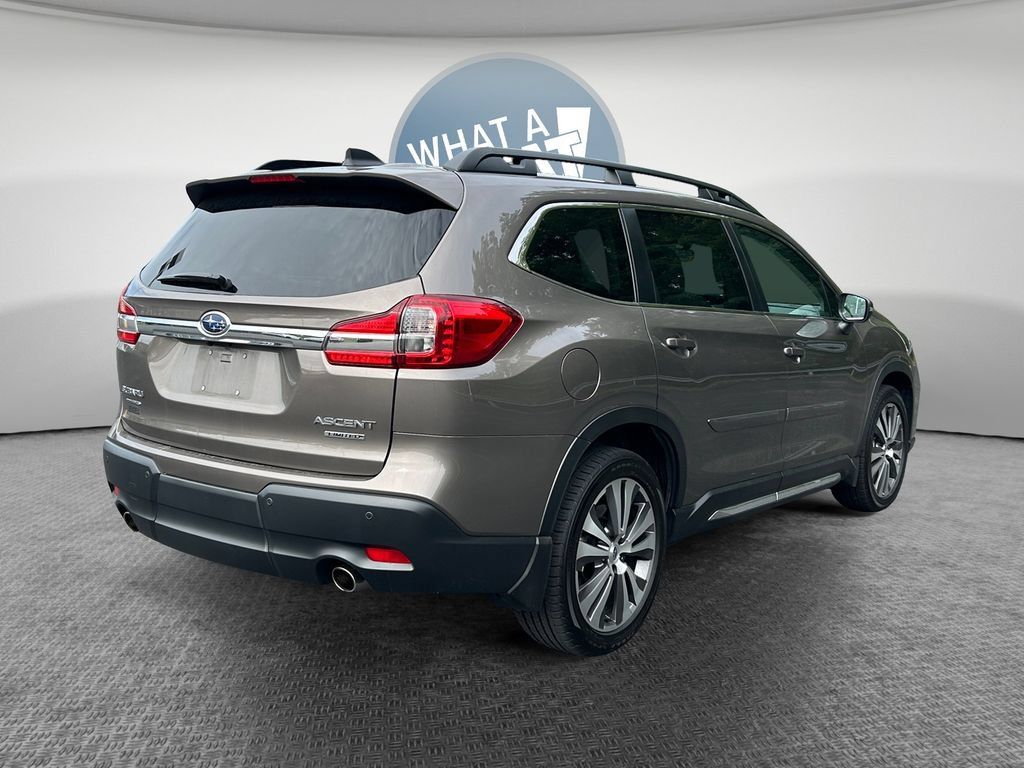 Used 2021 Subaru Ascent Limited w/ Technology Package AWD/4WD image 3