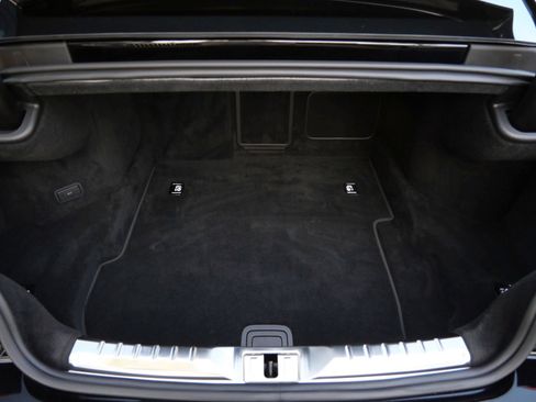 Used 2020 Bentley Continental GT image 22