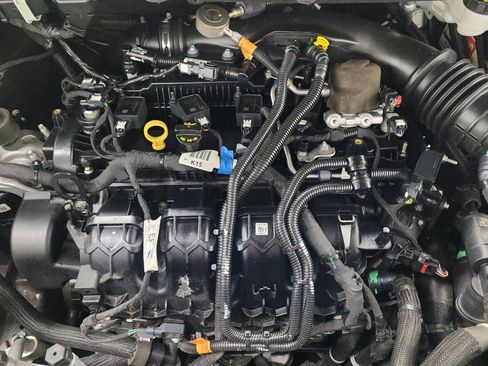 Used 2019 Ford Edge SEL w/ Equipment Group 201A FWD image 30