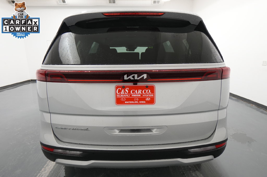 Used 2022 Kia Carnival LX FWD image 7