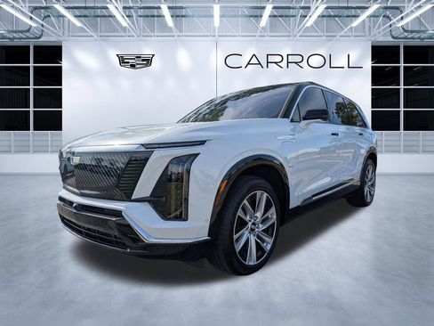 New 2026 Cadillac Vistiq Luxury w/ LPO, Floor Liner Package image 7