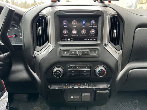 Used 2021 Chevrolet Silverado 1500 Custom image 5