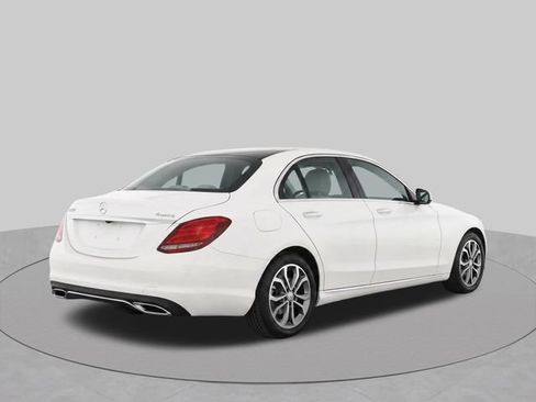 Used 2015 Mercedes-Benz C 300 4MATIC Sedan image 3
